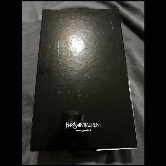 Yves Saint Laurent Chevrette Bell De Jour Clutch/Wallet - Picture 2 of 7